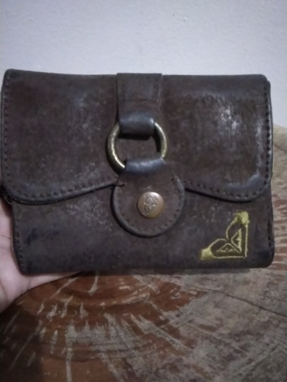 Roxy Brown Leather Women's Wallet with Ring Accent